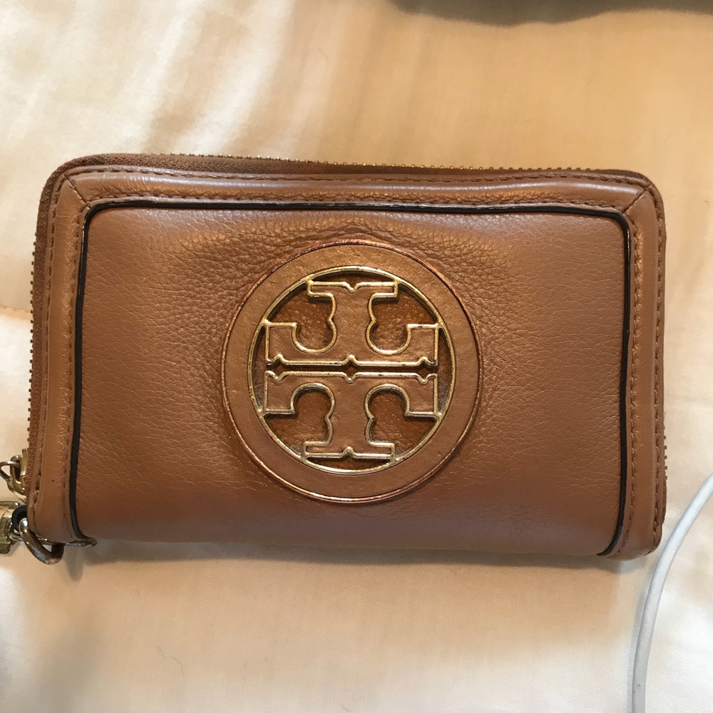 Tory Burch wallet